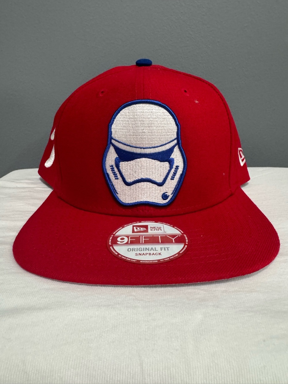 New Era Red Philadelphia Phillies / Star Wars Stormtrooper 9FIFTY Snapback Hat